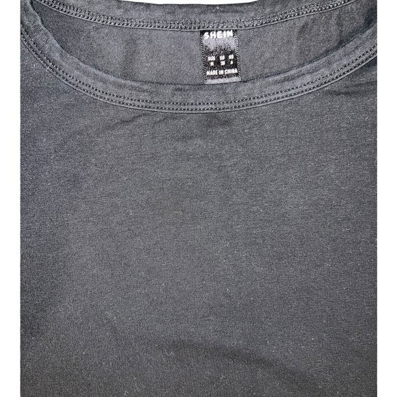 🟣SHEIN Black Sleeveless Crop Top – Size Medium - Picture 3 of 3